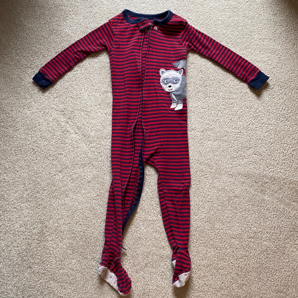 Carter’s toddler footie pajamas 24 mo kids onesie